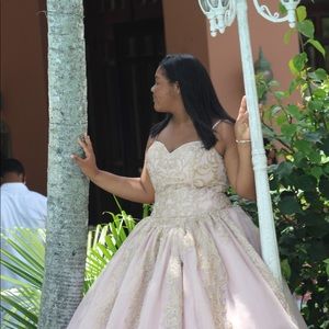 Quinceañera/ Sweet 16 Formal Dress